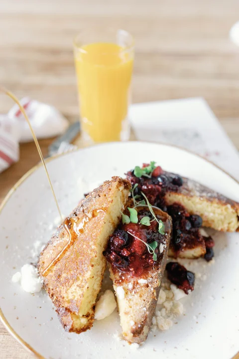 Artisan Comfort. Ready for Your Table or To-Go.